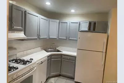 148-33 Hook Creek Blvd, Rosedale, NY 11422 - Photo 9