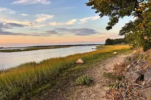 89 Harbor Rd, Saint James, NY 11780 - Photo 3