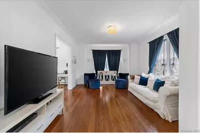 1051 Roselle Place, Woodmere, NY 11598 - Photo 7