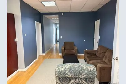 3928 E Tremont Avenue, Bronx, NY 10465 - Photo 3