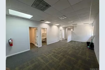 3928 E Tremont Avenue, Bronx, NY 10465 - Photo 11