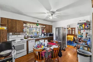 176 Broadway, Verplanck, NY 10596 - Photo 11