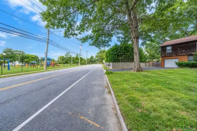 39 Pond Path, Lake Grove, NY 11755 - Photo 7