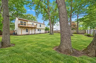 39 Pond Path, Lake Grove, NY 11755 - Photo 17