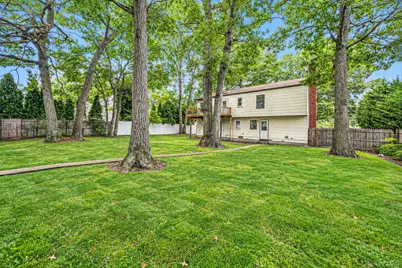 39 Pond Path, Lake Grove, NY 11755 - Photo 13