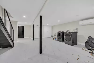 1045 Jefferson Avenue, Brooklyn, NY 11221 - Photo 23
