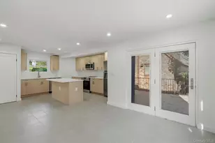 3079 Fearn Pl, Bronx, NY 10465 - Photo 17