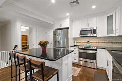 42 Park Drive, Cortlandt Manor, NY 10567 - Photo 5