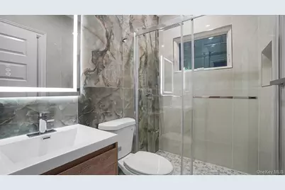 940 Southern Drive, Franklin Square, NY 11010 - Photo 17