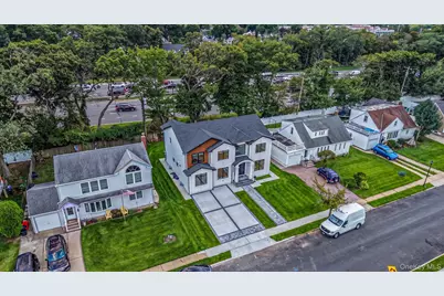 940 Southern Drive, Franklin Square, NY 11010 - Photo 45