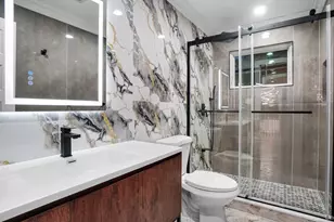 940 Southern Dr, Franklin Square, NY 11010 - Photo 23