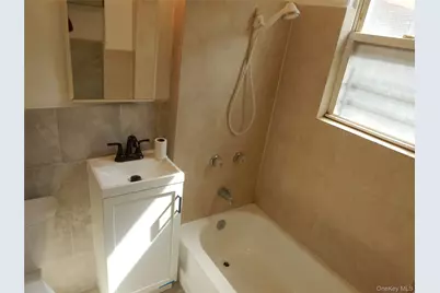 271 S Fulton Avenue, Mount Vernon, NY 10550 - Photo 9