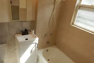 271 S Fulton Ave, Mount Vernon, NY 10550 - Photo 9