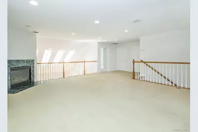 194 Pond View Drive #387, Port Washington, NY 11050 - Photo 23