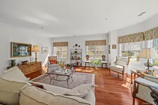 53 Autumn Dr, Plainview, NY 11803 - Photo 7