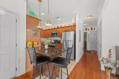 53 Autumn Drive, Plainview, NY 11803 - Photo 13