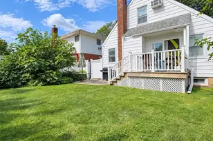 1312 Park Ave, New Hyde Park, NY 11040 - Photo 25