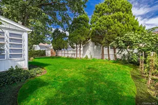 175 E Carpenter St, Valley Stream, NY 11580 - Photo 35