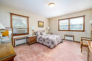 175 E Carpenter St, Valley Stream, NY 11580 - Photo 13