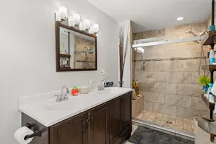 5 Charles Ct, Ronkonkoma, NY 11779 - Photo 11