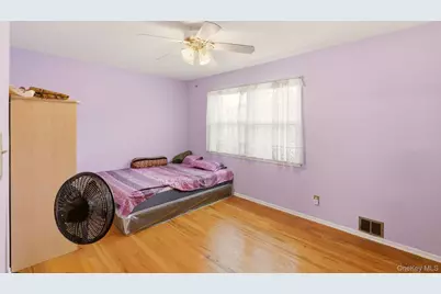18044 Grand Central Parkway, Jamaica, NY 11432 - Photo 19