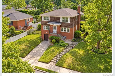 18044 Grand Central Parkway, Jamaica, NY 11432 - Photo 3