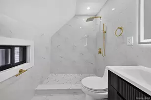 777 E 225th St, Bronx, NY 10466 - Photo 9