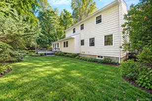 4 Middlesex Pl, Northport, NY 11768 - Photo 5