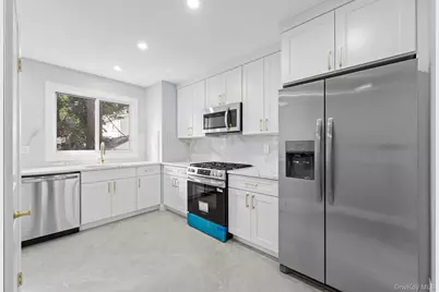 10928 143rd Street, Jamaica, NY 11435 - Photo 3