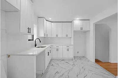 4648 Murdock Avenue, Bronx, NY 10466 - Photo 5