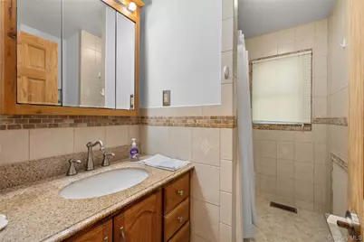 159 Neptune Avenue, West Babylon, NY 11704 - Photo 11