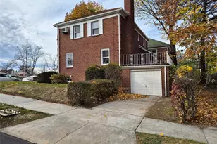 80-19 Utopia Pkwy, Jamaica, NY 11432 - Photo 37