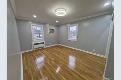 8019 Utopia Parkway, Jamaica, NY 11432 - Photo 15