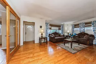 1423 Sturl Ave, Hewlett, NY 11557 - Photo 9