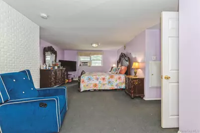 1423 Sturl Avenue, Hewlett, NY 11557 - Photo 21