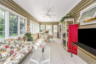 828 Pond View Rd, Riverhead, NY 11901 - Photo 15