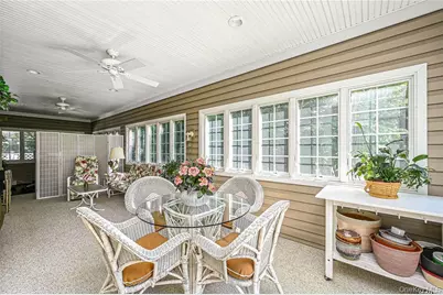 828 Pondview Road, Riverhead, NY 11901 - Photo 17