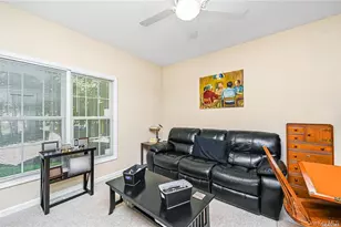 828 Pond View Rd, Riverhead, NY 11901 - Photo 23