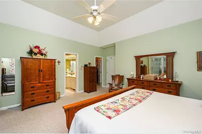 828 Pondview Road, Riverhead, NY 11901 - Photo 19