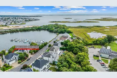 27 Crescent Cove Drive, Seaford, NY 11783 - Photo 47