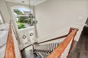 27 Crescent Cove Dr, Seaford, NY 11783 - Photo 19