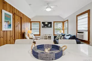 43 Kirby Ln, Jamesport, NY 11901 - Photo 11