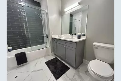 84 Circle Drive #84-106, Central Islip, NY 11722 - Photo 9
