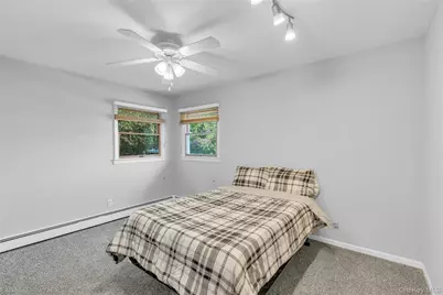 57 Commercial Avenue, East Islip, NY 11730 - Photo 11