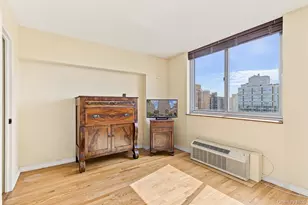 345 E 93rd St, New York, NY 10128 - Photo 31