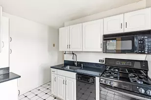 345 E 93rd St, New York, NY 10128 - Photo 23