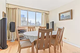 345 E 93rd St, New York, NY 10128 - Photo 9