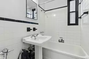 57 Park Terrace E, New York, NY 10034 - Photo 11
