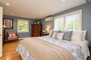 149 S Penataquit Ave, Bay Shore, NY 11706 - Photo 11