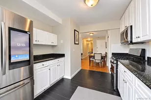 2750 Johnson Ave, Bronx, NY 10463 - Photo 11